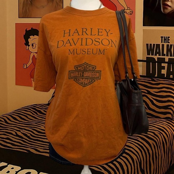 Harley-Davidson Tops - Mens Orange Harley Davidson Museum Tee – L
